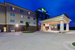  - Holiday Inn Express & Suites Salina - I-70, Exit 252