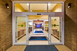  - Holiday Inn Express & Suites Salina - I-70, Exit 252