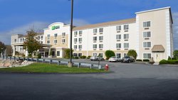  - Holiday Inn Express Milford - I-495, Exit 50