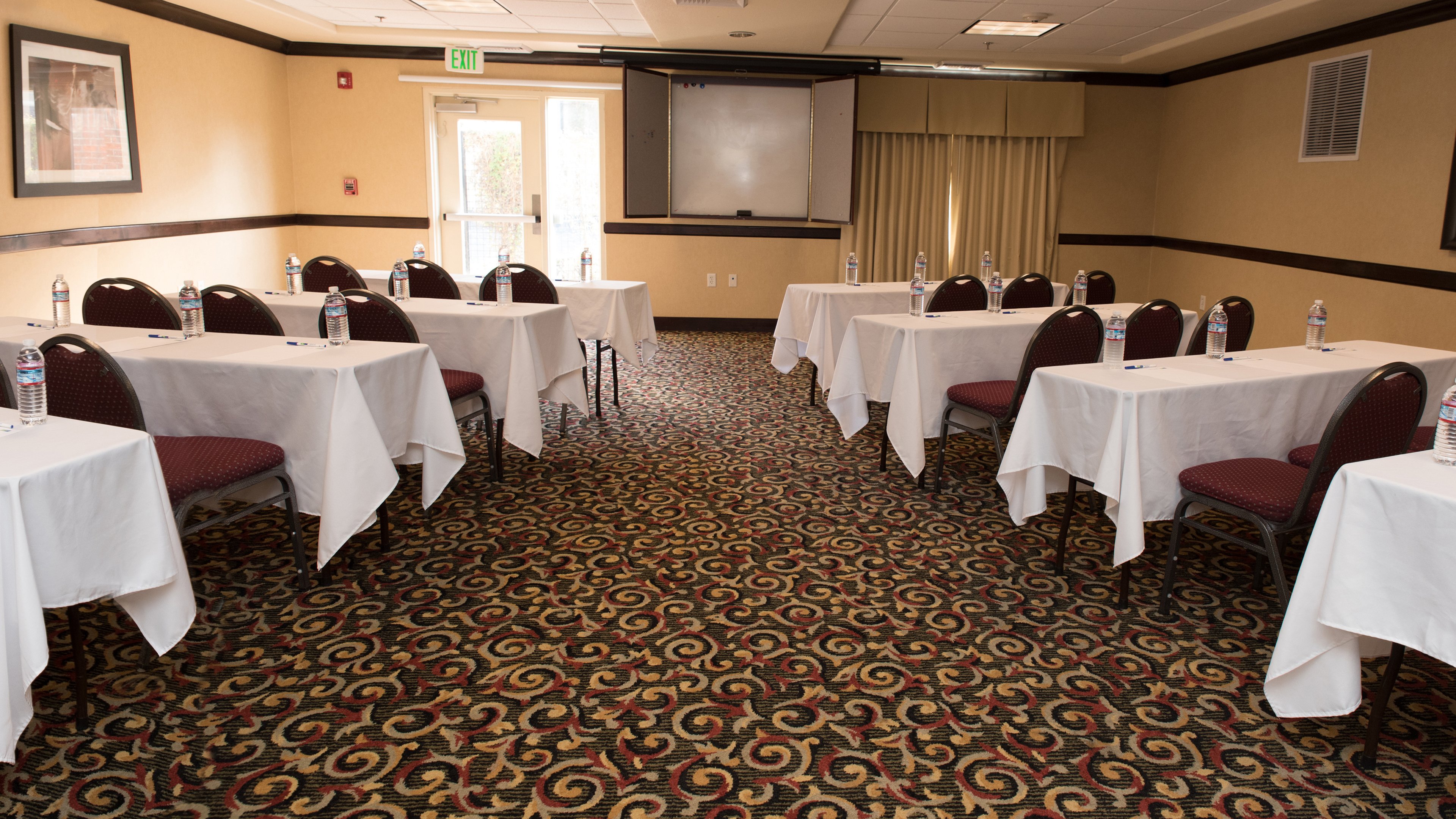 Reserve your next meeting with us!