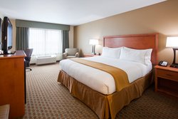  - Holiday Inn Express & Suites Shakopee