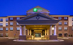  - Holiday Inn Express & Suites Shakopee