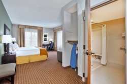  - Holiday Inn Express & Suites Harrington