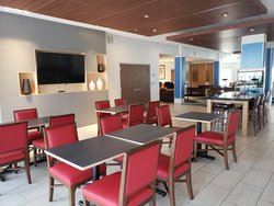  - Holiday Inn Express & Suites Springfield