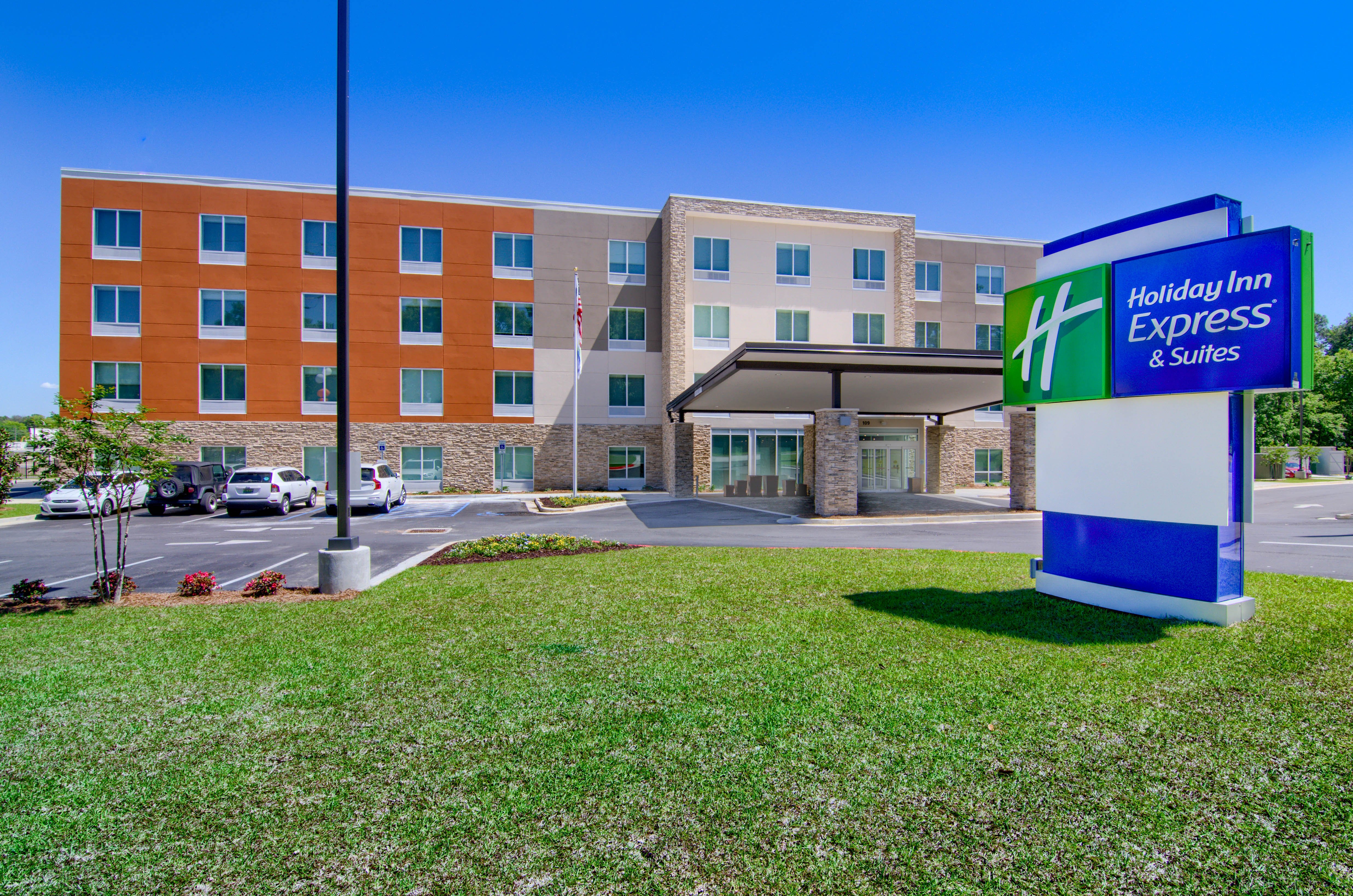 Holiday Inn Express/Suites Mobile-Univ