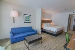  - Holiday Inn Express & Suites South Alabama University Area Mobile