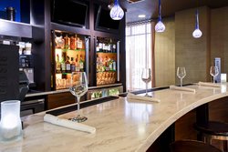  - Courtyard by Marriott Airport Louisville - I-65, Exit 131B