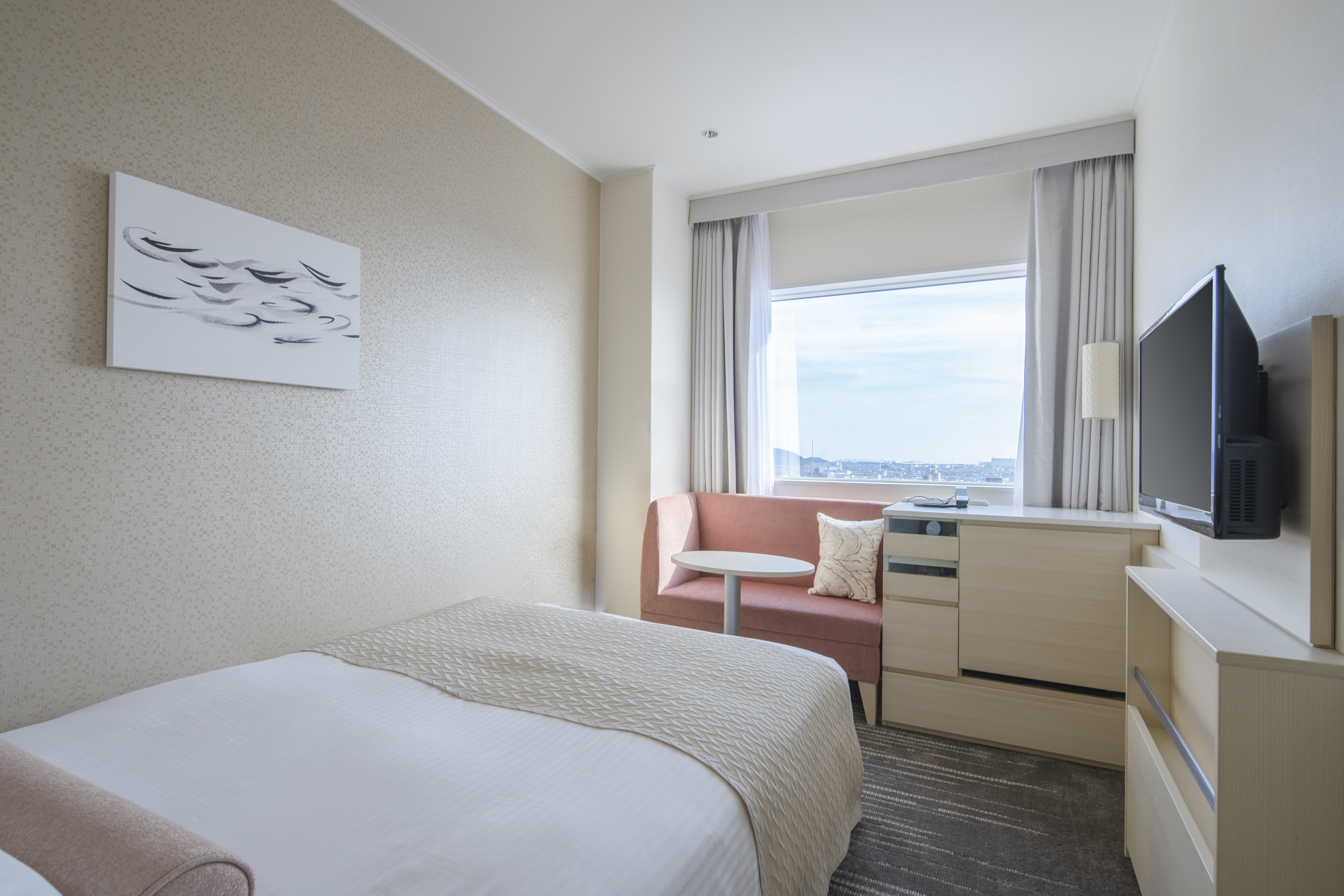 HOTEL NIKKO HIMEJI-guestroom-Superior Nikko Room.jpg