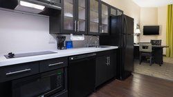  - Candlewood Suites Outlet Center Mercer