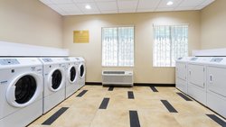  - Candlewood Suites Outlet Center Mercer