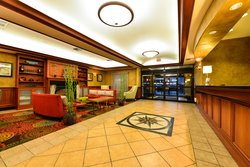  - Holiday Inn Express North Vancouver - I-205, Exit 36