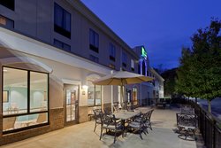  - Holiday Inn Express & Suites Winchester