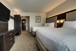  - Holiday Inn Express & Suites Mt Vernon - I-57 & I-64, Exit 95
