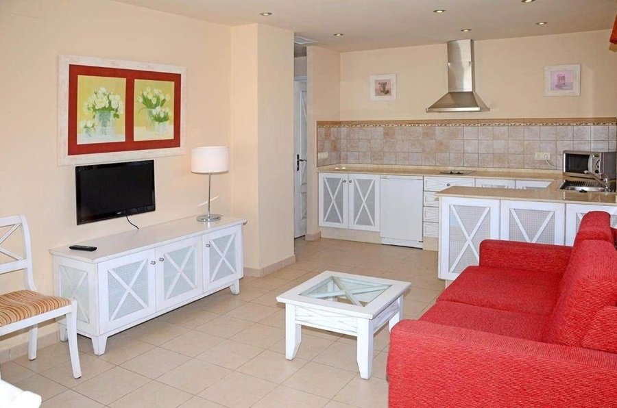 APARTAMENTOS PIEDRAMAR-guestroom-471799 Guest Room.jpg
