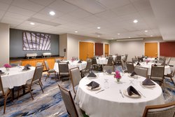  - Fairfield Inn & Suites by Marriott Bellevue