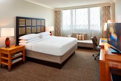  - Renaissance by Marriott Hotel Airport Orlando