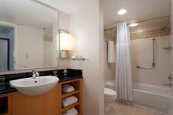  - Renaissance by Marriott Hotel Airport Orlando