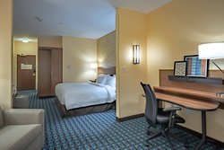  - Fairfield Inn & Suites by Marriott Terrell - I-20, Exit 498