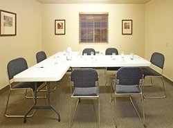  - Candlewood Suites Fayetteville - I-49, Exit 62