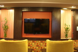  - Holiday Inn Express & Suites North Toledo - I-75, Exit 210