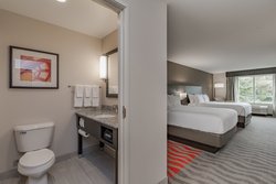  - Holiday Inn Mishawaka