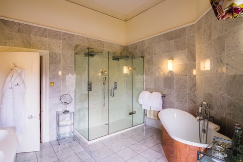 INVERLOCHY CASTLE - Photo 52