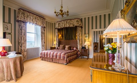 INVERLOCHY CASTLE - Photo 15