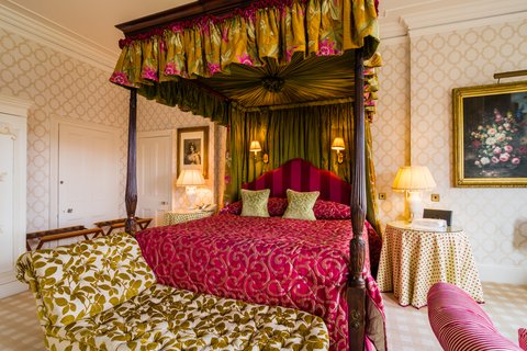 INVERLOCHY CASTLE - Photo 18