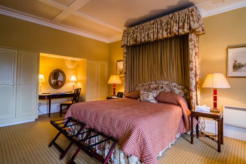 INVERLOCHY CASTLE - Photo 28