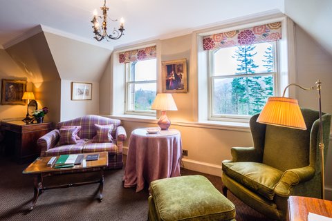 INVERLOCHY CASTLE - Photo 31