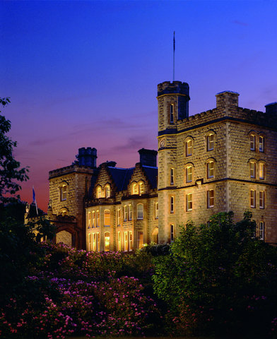 INVERLOCHY CASTLE - Photo 2