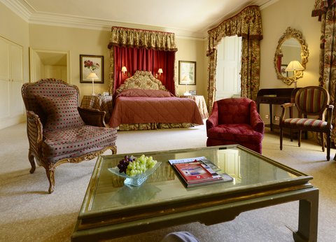 INVERLOCHY CASTLE - Photo 25