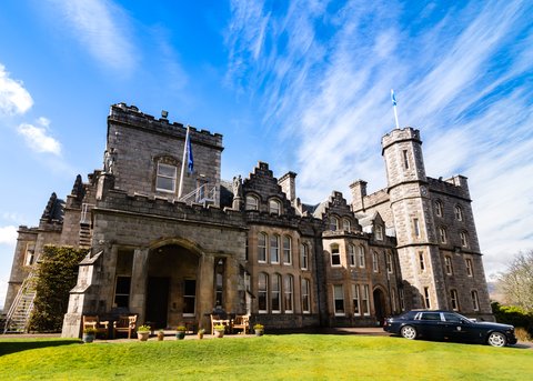INVERLOCHY CASTLE - Photo 3