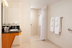  - Renaissance by Marriott Hotel Airport Orlando