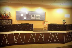  - Holiday Inn Express & Suites North Toledo - I-75, Exit 210