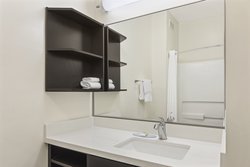  - Candlewood Suites Arrowood Charlotte - I-77, Exit 3