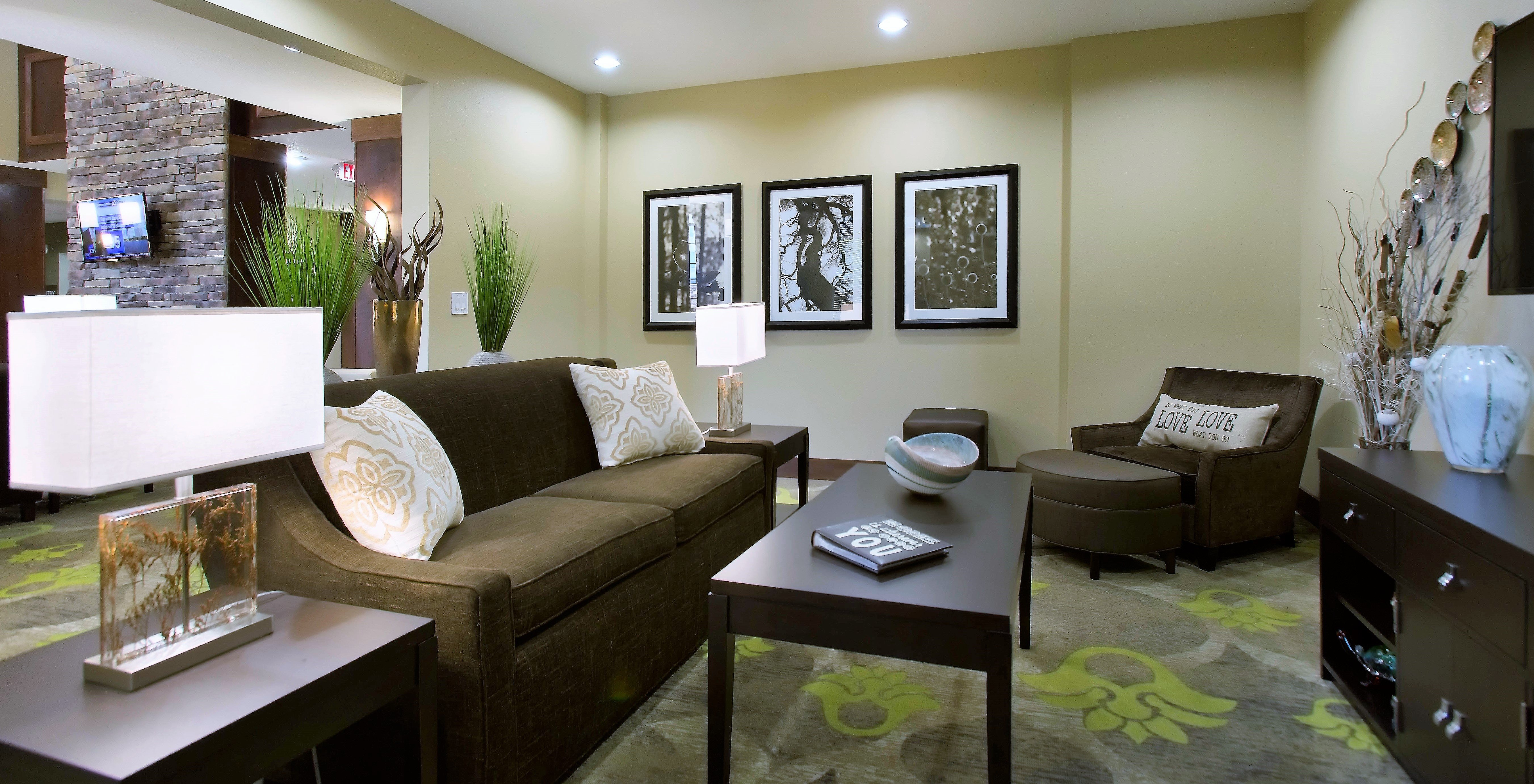 Settle in and stay awhile at Staybridge Suites Orlando at SeaWorld