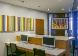  - Holiday Inn Express & Suites Livonia - I-96, Exit 177