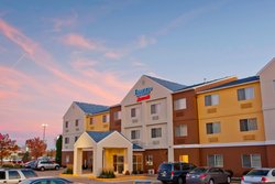  - Fairfield Inn & Suites by Marriott Champaign - I-74, Exit 182