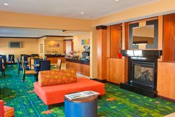  - Fairfield Inn & Suites by Marriott Champaign - I-74, Exit 182