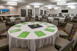  - Holiday Inn Airport North Kenner - I-10, Exit 221