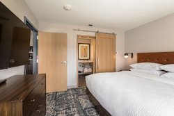  - Four Points by Sheraton Hotel Elkhart - I-80 & I-90, Exit 92