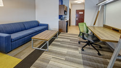  - Holiday Inn Express & Suites I-45 Corsicana - I-45, Exit 229