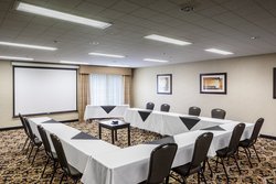  - Holiday Inn Express on the River Corvallis