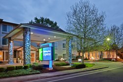  - Holiday Inn Express on the River Corvallis