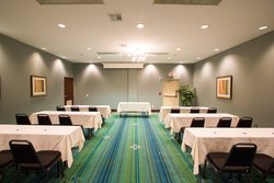  - Holiday Inn Express & Suites Nacogdoches