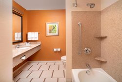  - Fairfield Inn & Suites by Marriott Yakima - I-82, Exit 33