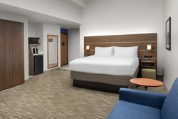  - Holiday Inn Express Riverwalk Area San Antonio - I-10 & I-35, Exit 155B
