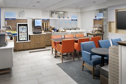  - Holiday Inn Express Riverwalk Area San Antonio - I-10 & I-35, Exit 155B