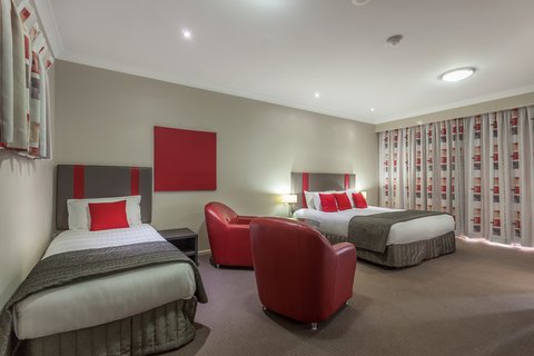 Deluxe Twin Spa Suite